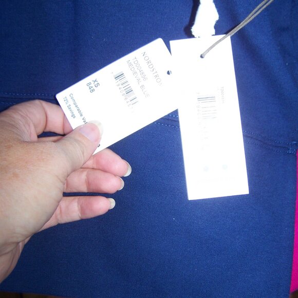 Three Dots NWT Hooded Cropped Sweatshirt Sz XS - Picture 6 of 8